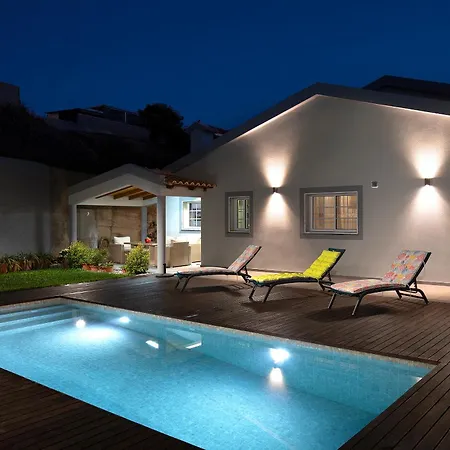 Paradise House *