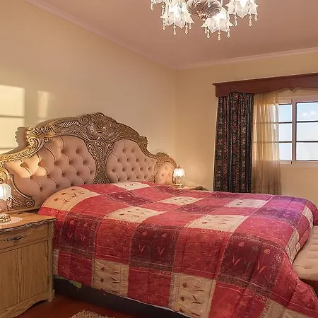 Paradise House Calheta Дом отдыха *