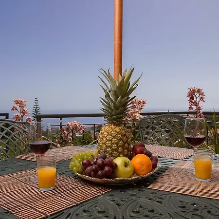 Paradise House * Calheta (Madeira)